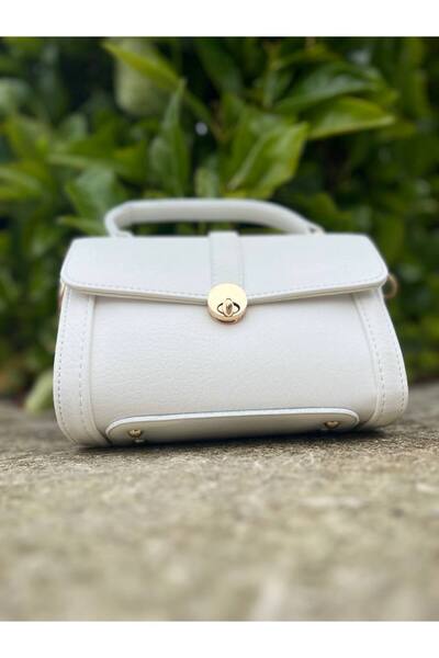 SÜNELA Made of First-Quality Artificial Leather and Will Reflect the Style of...