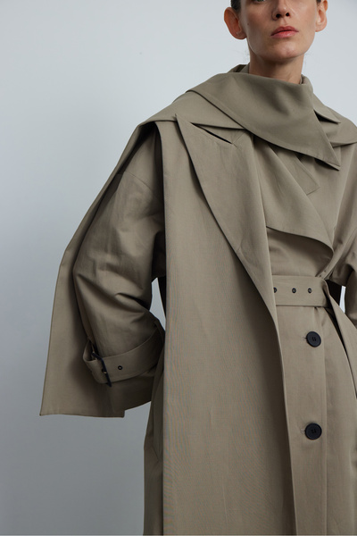 Kevser Studio KEMERLİ İKİLİ KISA TRENCH