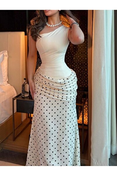 Mazoon Fashion فستان كلاسيك منقط