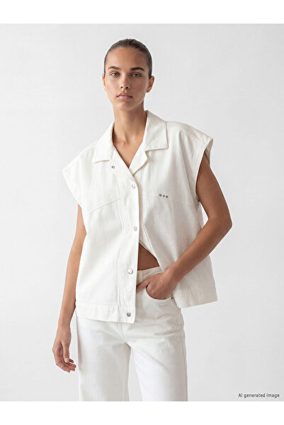 LC Waikiki Nevavm Shirt Collar Women's Vest with a Difference