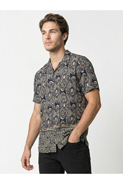 SNX By Styli Men Paisley Printed Cuban Collar Shirt