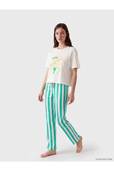 LC Waikiki Set de pijamale de damă cu guler rotund, imprimat și cu dungi