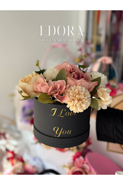 Edora Design Kasımpatı & Şakayık Aranjmanlı Siyah I Love You Çiçek Kutusu | S...