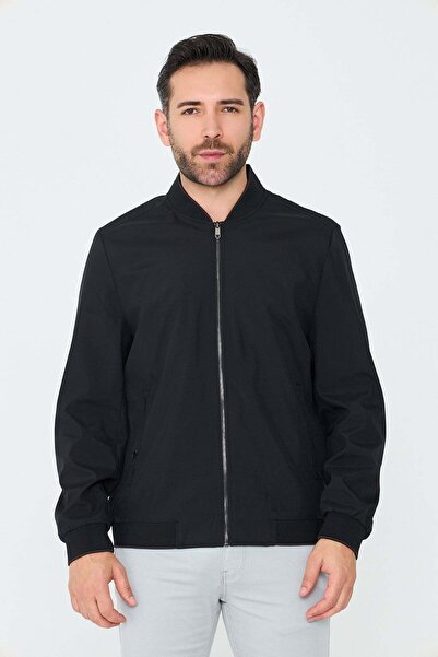 White Stone Black Men's Seasonal Coat with Side Pockets and Zipper