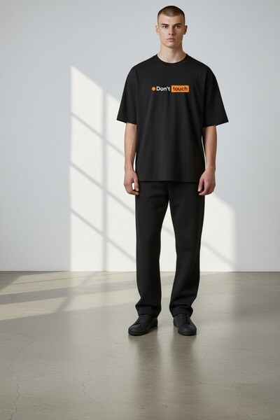 cc collection Tricou negru cu imprimeu „Don't Touch” supradimensionat, cu gul...