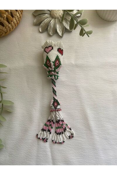 Handmade KUM BONCUK EL İŞİ BEYAZ ÇEKMELİ GÜL ANAHTARLIK