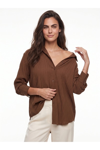 ONLOOX Brown Cotton Blend Wrinkled Texture Off-Shoulder Oversize Basic Button...