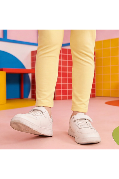 Hoglet Kids بنطلون أساسي للفتيات باللون الأصفر، مرن ومريح للاستخدام اليومي