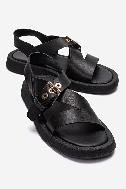 LuviShoes Γυναικεία σανδάλια RIVEN Μαύρα από Γνήσιο Δέρμα με Αγκράφα