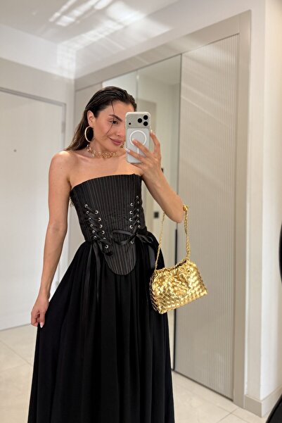 Gizem Ecemiş Medusa Siyah Korse Büstiyer