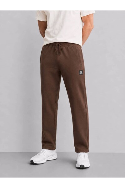 OHM OHEPMODA Standard Fit Straight Leg Zipper Pocket Sweatpants