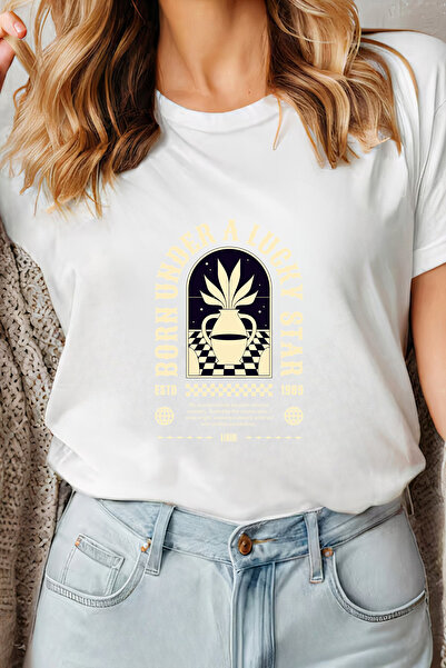 Sarah's Boutique Women's T-shirt – 100% cotton – Lucky Star