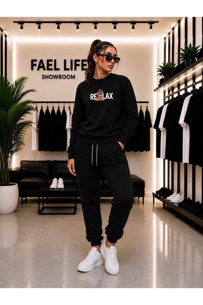 FAEL LİFE SET UNISEX CU GULER ROTUND ȘI PANTALONI DE TRENING CU IMPRIMEU RELAX