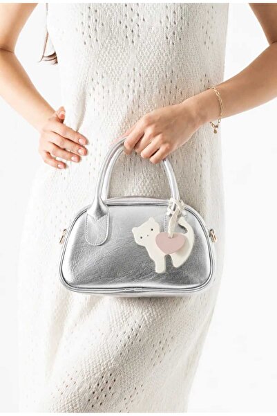 ÖZÜM ÇANTA Women's Cat Charm Gift Shoulder Crossbody Bag Silver