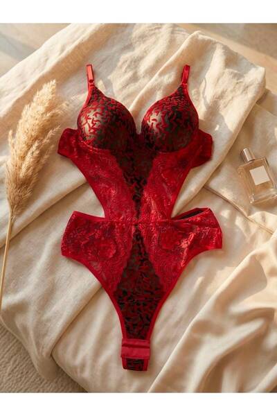 Lavishh Kırmızı Siyah Desenli Dantel Detaylı Bodysuit