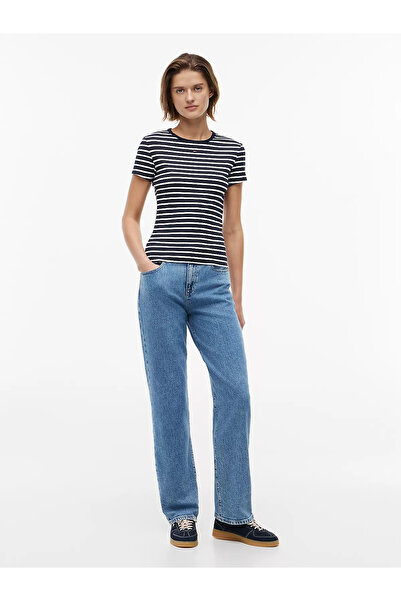 Tommy Hilfiger Kadın Slim Fit Yatay Çizgili Yuvarlak Yakalı Kısa Kollu Lacive...