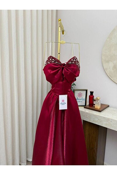 Bailsan Burgundy Taffeta Dress