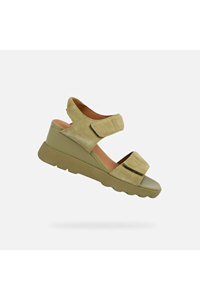 Geox Pantofi de damă kaki cu talpă înclinată Spherica EC6
