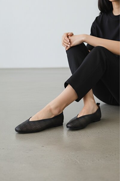 PİERRO SHOES Hakiki Deri Delikli Yumuşak Günlük Kadın Babet
