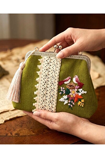 Home 25x15 cm ölçülerinde Kuş Temalı %100 El nakış işlemeli Vintage Kumaş Çanta