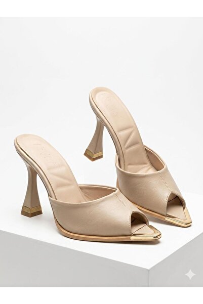softoria shoes Modern Elegance Pointed Toe Slippers with Metal Accessories