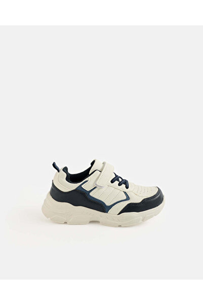 REDTAG Boys Assorted Colour Block Trekker
