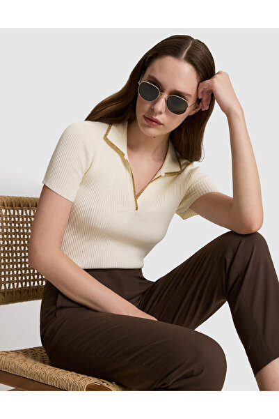 Pierre Cardin تي شيرت تريكو بياقة بولو مريح بلون إكرو 50326899-VR019