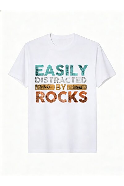 NOURAM تي شيرت رجالي عصري بعبارة مضحكة 'EASILY DISTRACTED BY ROCKS'، يتميز بت...