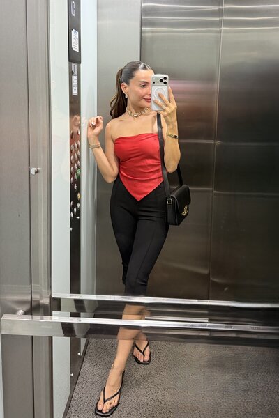 Gizem Ecemiş Presley Siyah Kapri Pantolon