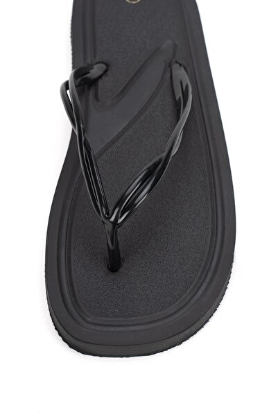 OZYO Embosy Black Color Flip Flops