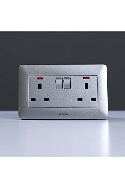 Danube Home مقبس مزدوج ميلانو 13 أمبير مع مفتاح ومؤشر LED طراز SL PS