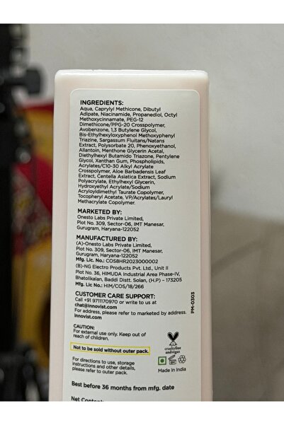 SunScoop 's 3% Niacinamide Fluid Sunscreen| SPF 50+ PA++++| Super light formula| Prevents tanning & sunburn| Reduces pigmentation| Non-Comedogenic| 45ml