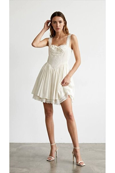 Butik Dantel Detaylı Mini Elbise