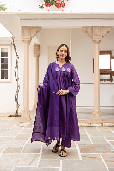 PRIYA'S PANACHE Embroidered Cotton Anarkali Kurta Set for Women | Kurta Pant ...
