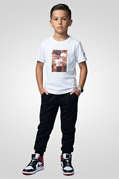 Nike Kids Boy Sportswear Fit Short Sleeve Outdoor T-Shirt, White
