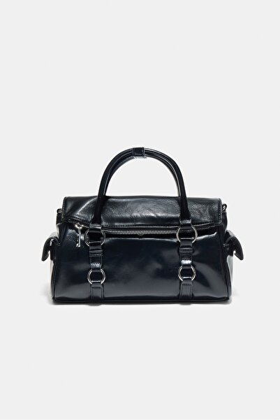 Stradivarius Zipped crossbody bowling bag
