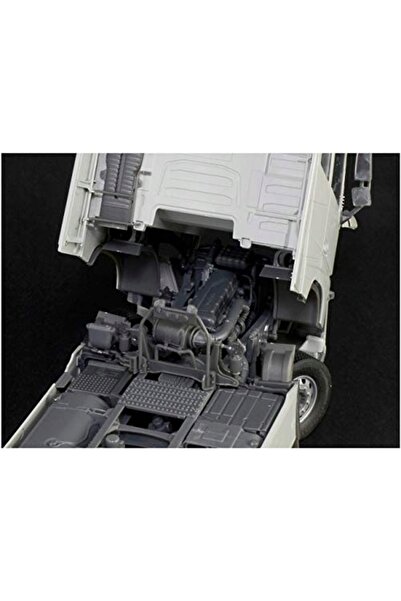 NO BRAND Italeri Model 3940 Volvo Fh4 Globetrotter XL 1:24 pentru asamblare
