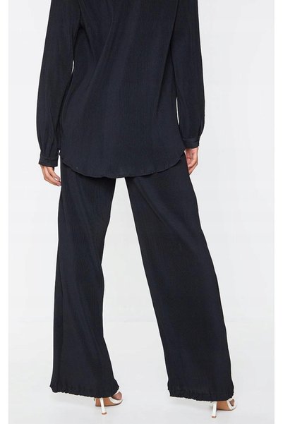 NO BRAND Prettylittlething 40 Pantaloni lungi drepți negri plisați cu talie î...