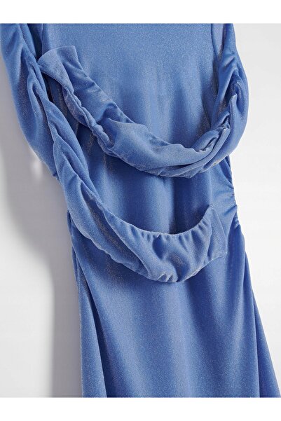 NO BRAND Rochie maxi albastră lucioasă cu drapaje, mânecă lungă, mărimea XS.