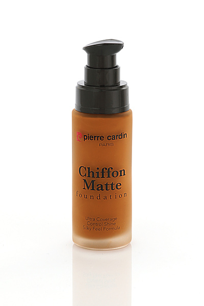 Pierre Cardin Chiffon Touch Matte Look Foundation - 011 - Latte