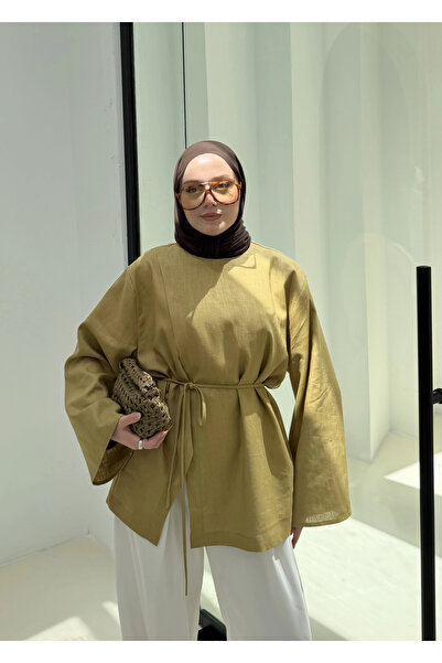MODA AKSA KETEN DERİN YIRTMAÇLI BLUZ Sahra