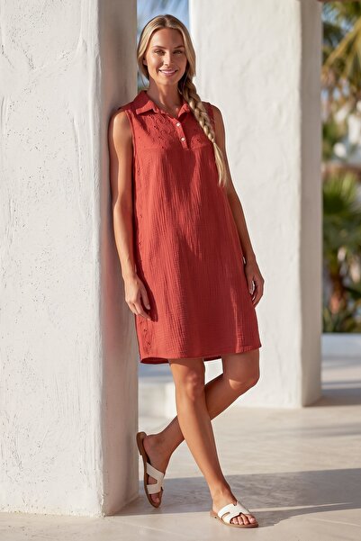 Chiccy Brick Red Shirt Collar Sleeveless Pocketed Robe and Casual Muslin Wove...