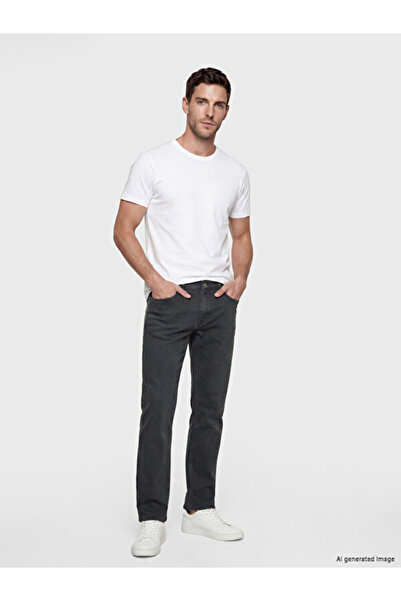 LC Waikiki ESVAB • بنطلون جينز رجالي عصري ومميز 779 STANDART Fit
