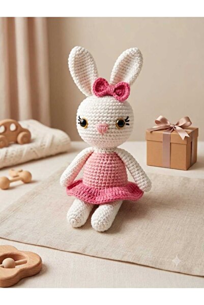 Organik Amigurumi El Örgüsü Pembe Elbiseli Tavşan Oyuncak - Sağlıklı Bebek Uyku Arkadaşı (17 cm)