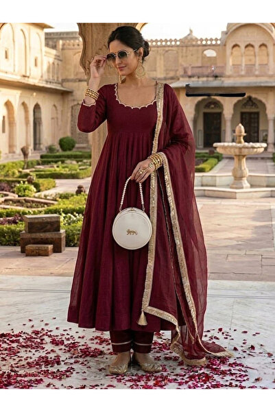 MYSMAR Maroon Chanderi Silk Embroidered Kurta Set - FFT7645 | Maroon-Size:XL-...