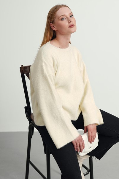 Gülce moda Women's Sparkly Furry Soft Tube Sleeve Oversized Knitwear Sweater Glc16235