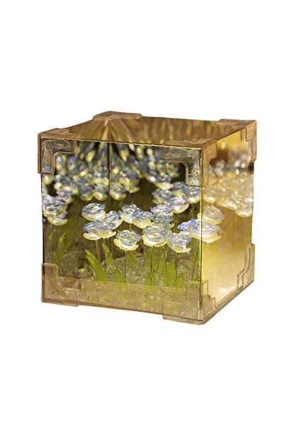 STARSTAR Handmade rose-shaped nightlight with floral pattern