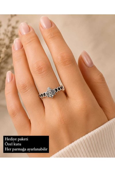 HER ŞEY NOTA www.herseynota.com خاتم نسائي فضي اللون قابل للتعديل بتصميم النح...