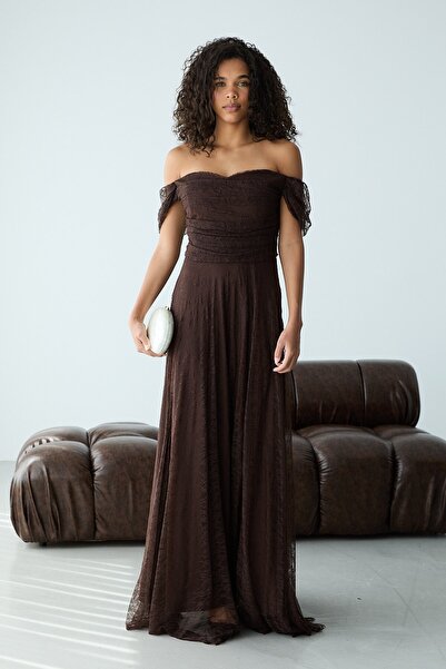Serica Moda Brown Strapless Boat Neck Long Flared Lace Evening Dress