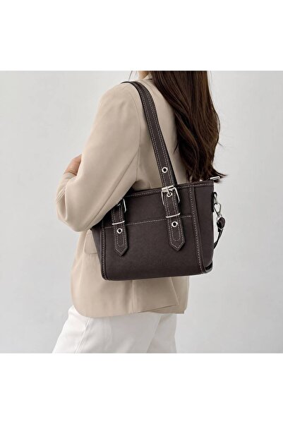 Feronnucci Women's Shoulder Bag Black Stylish Casual Bag Adjustable Strap Zip...